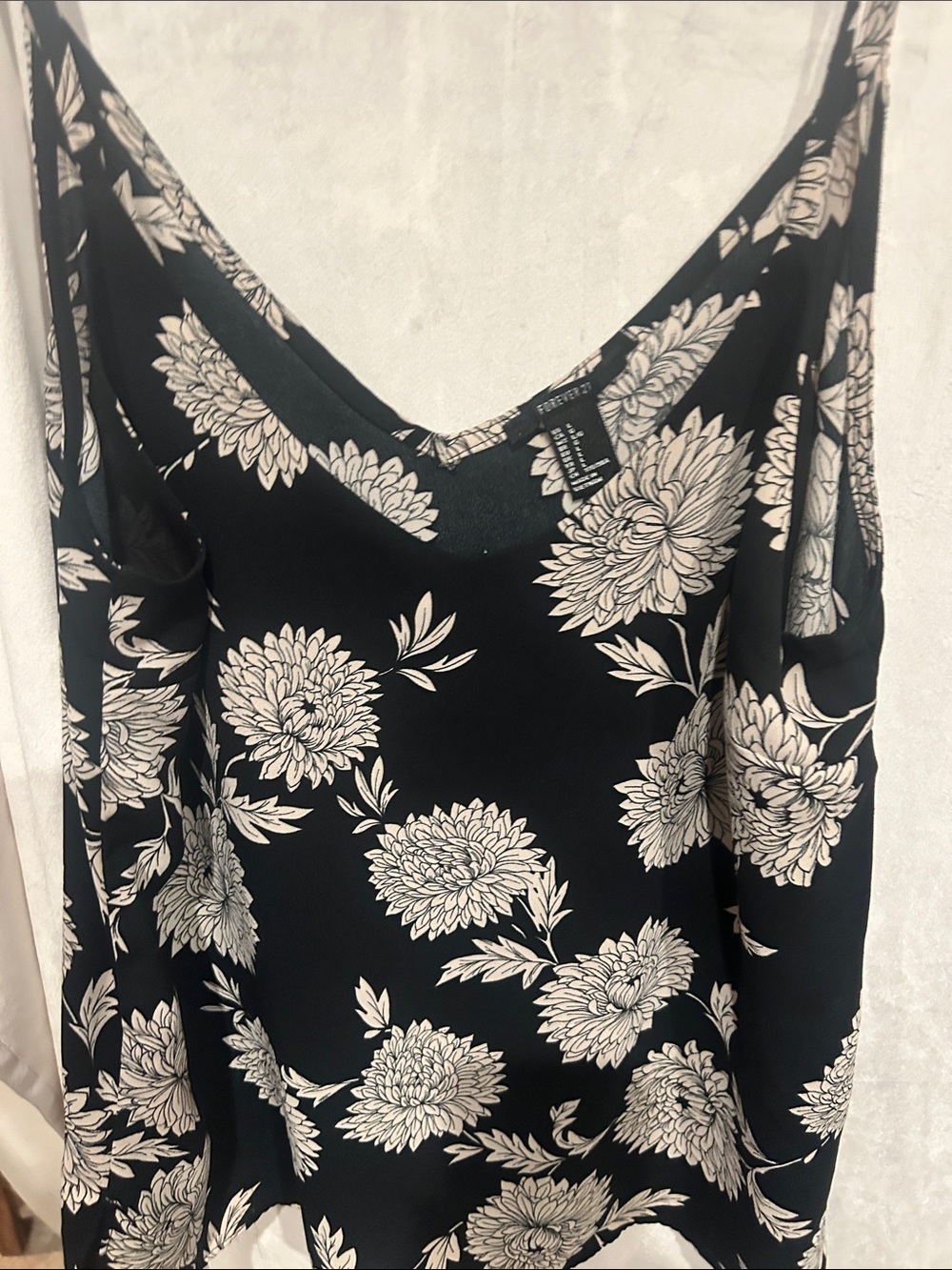 Forever 21 Black Floral Cami Top - Picture 2 of 4